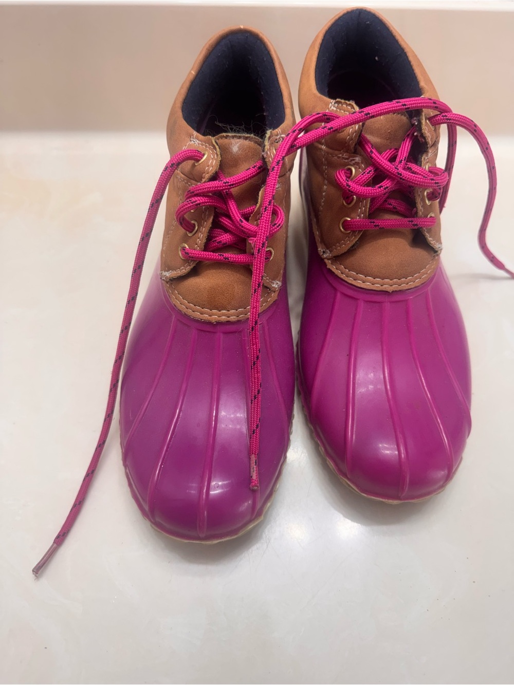 Tommy Hilfiger Pink & Tan Waterproof Duck Boots – Size 8 Women’s